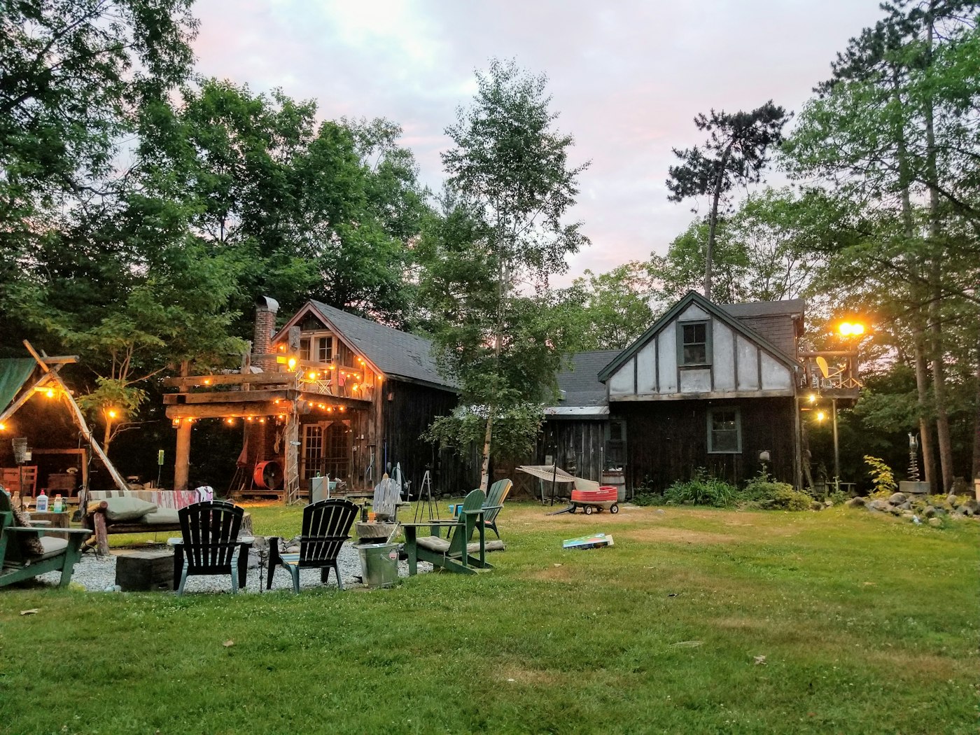 Gold Coast backyard at dusk